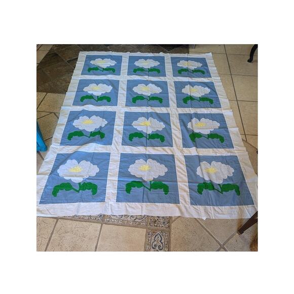 Vintage quilt top Floral 12 Block applique white yellow green blue flower 71x 94 - Picture 1 of 11